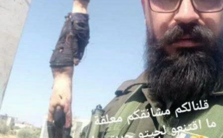 عناصر ميليشيا الهجري تعلق جثث قتلى عناصر الامن العام على مدخل المدينة للتفاخر